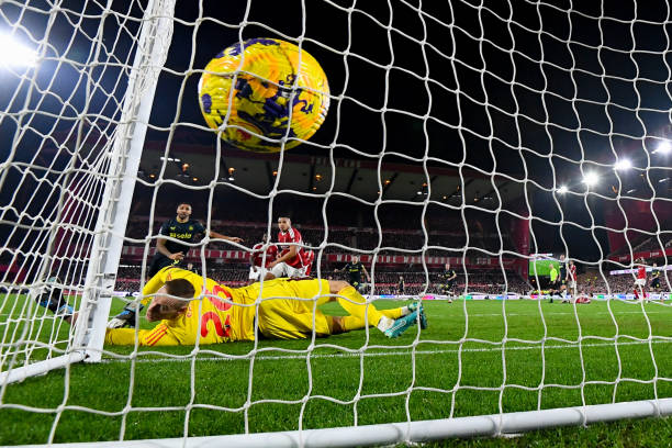 段炙手可热 段炙手可热