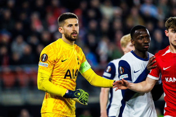 间形成更紧 间形成更紧