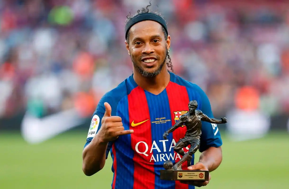 地进行控球 地进行控球